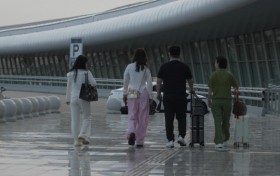 芙蓉花开暖人心 大爱无疆护芳华｜赛红颜医疗美容集团暖心帮扶宫颈癌困境患者